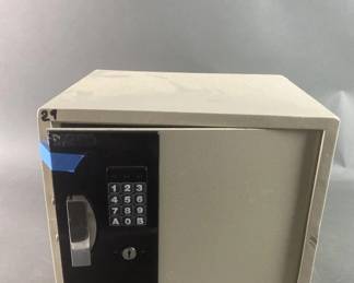 Lot 560 | Small Digital Safe
