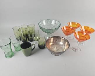Lot 77 | Vintage Corelle, Coca Cola, Pierce 1 & More!
