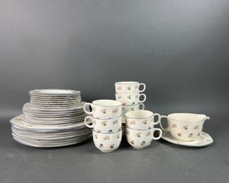 Lot 417 | Wedgwood Springtime Ivory China
