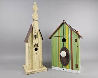 Lot 320 | Vintage Birdhouse & Birdhouse Decor
