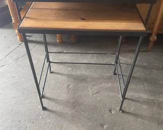 Lot 420 | Vintage Nesting Tables
