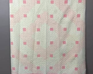 Lot 462 | Vintage Pink Quilt
