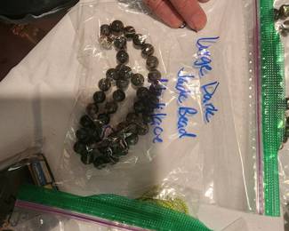 Large Dsrk Jade beads