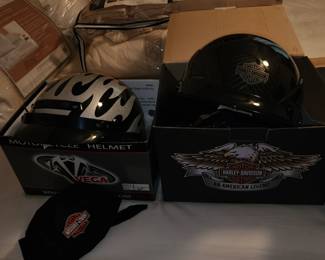 Harley Helments (look new)