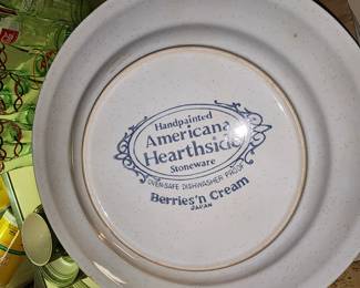 American Hearthside
Peaches & creme