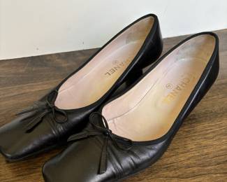 Chanel Black Leather Square Toe Kitten Heels