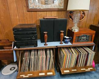Stereos and vinyl records with cabinet