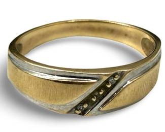 10k Gold & Diamond Ring