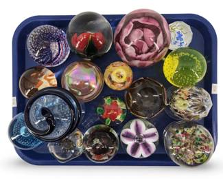 (17) Vintage Unique Art Glass Paperweights