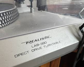 Realistic LAB-390 Direct Drive Turntable