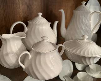 Wedgwood fine china (approximately 8 place settings plus serving items)