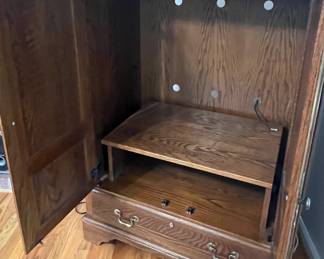 Ethan Allen Wardrobe 