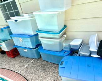Storage totes