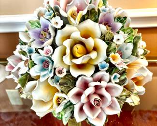 Capodimonte style flowers