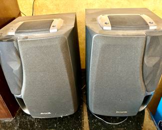 Aida speakers
