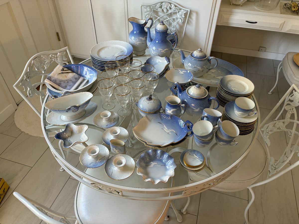 Stellar Paramount Estate Sale starts on 6/27/2024