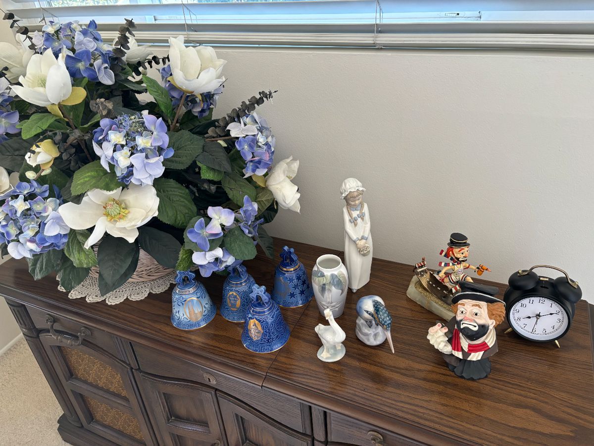 Stellar Paramount Estate Sale starts on 6/27/2024