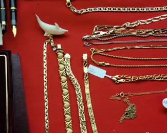 Assorted Gold jewelry 