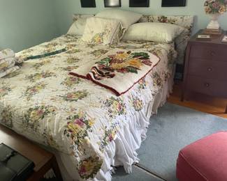 . . . queen bed and bedding