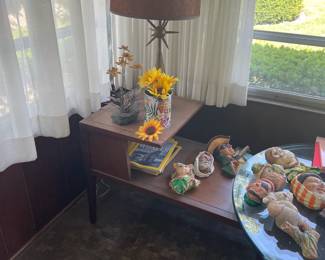 . . . rare mid-century Sputnik Atomic Spike table lamp