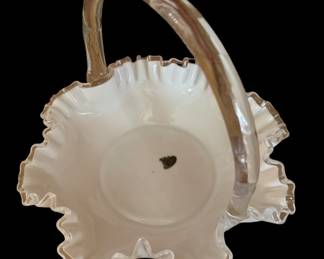 Large Fenton basket