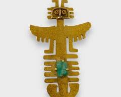 Fine 18K Yellow Gold Emerald Pre Colombian Tolima Style Brooch
