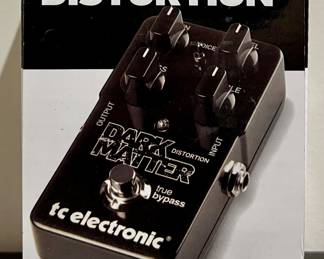 TC Electronic Dark Matter Distortion