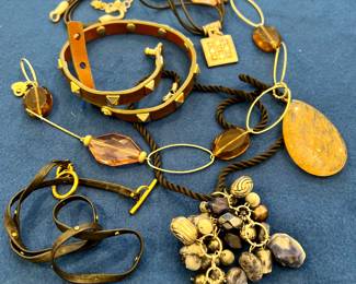 Fashion Necklaces & Bracelets