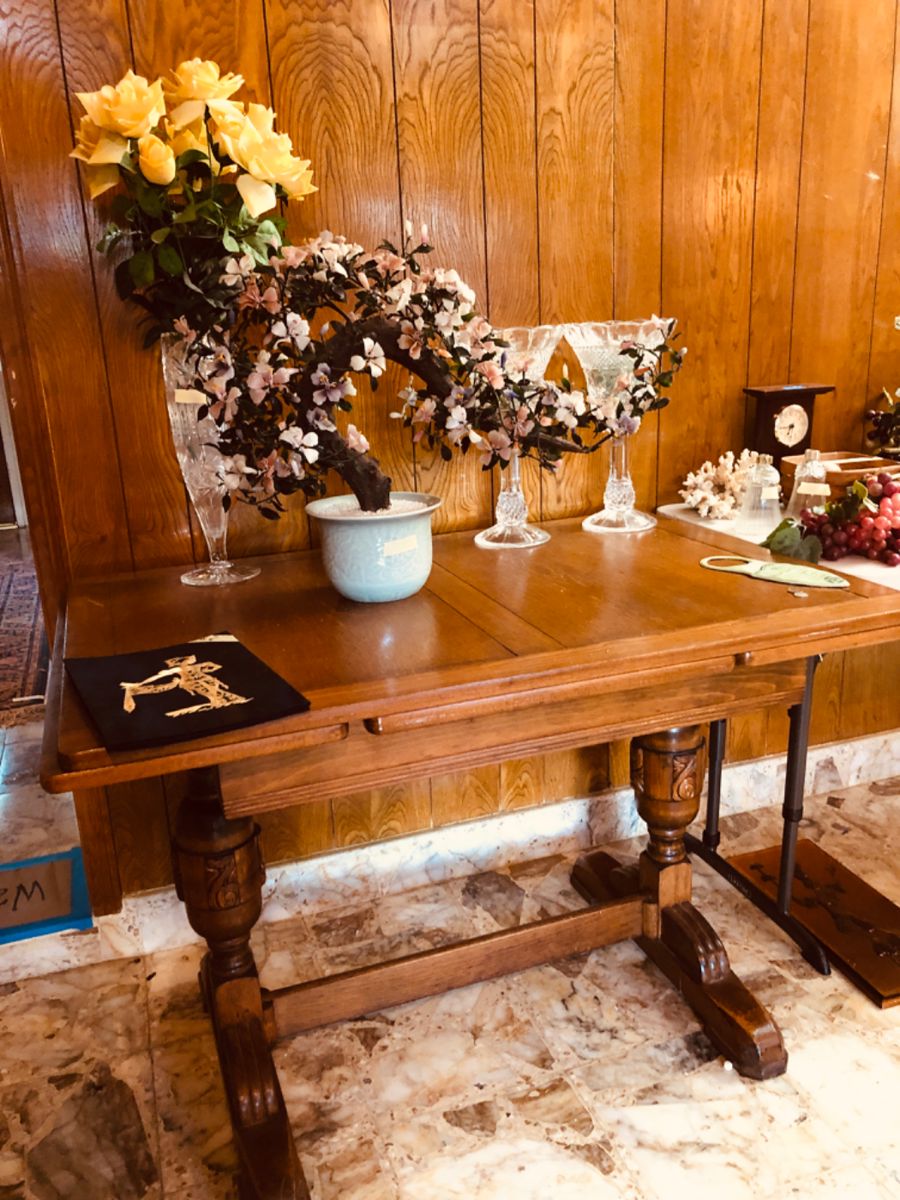 Prestonwood Forest Estate Sale in Houston, TX starts on 6/27/2024