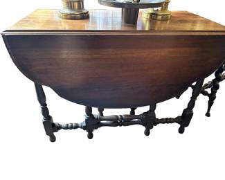 Antique Gate Leg Drop Leaf Table
