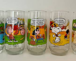 (5) Charlie Brown Glasses
