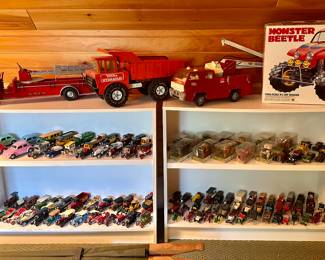 Model Cars & Trucks