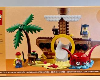 Lego Pirate Ship Playground (open box)