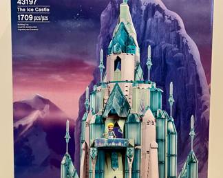 Lego Disney The Ice Castle (open box)