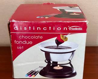 Distinction Chocolate Fondue Set