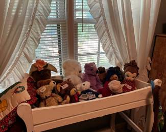 Tons of Bears and Toys