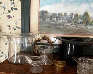 House is full of pottery, glassware, vintage and antiques