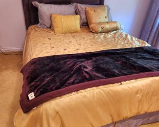 Queen bed/headboard with Sleep Number mattress