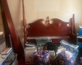 Queen Cherry Bed & several Unused Comforter sets
