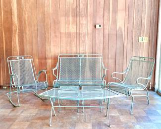 VINTAGE MID-CENTURY RUSSEL WOODARD WROUGHT IRON OUTDOOR FURNITURE - 6 PIECES - VINTAGE GREEN PAINT