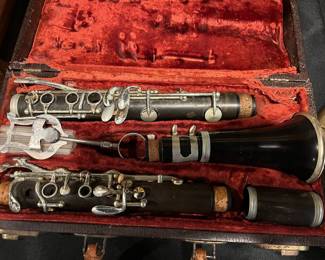 Lower Level:  A vintage PEDLER HOOSIER (Elkhart, IN) clarinet is in its original case.