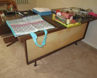 Midd-century desk L-shaped