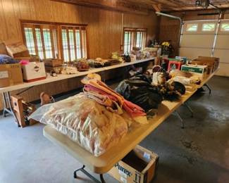 Assorted figurines and other small items