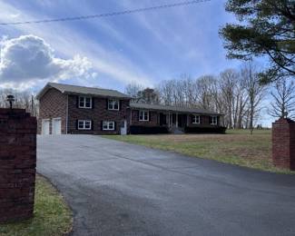 Street View 2685 Summerfield Rd. 