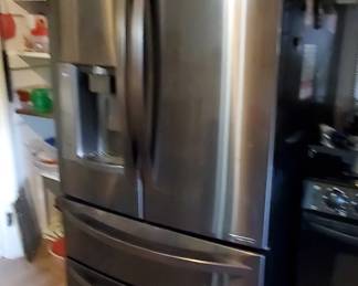 30% OFF LG REFRIGERATOR 