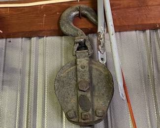 Vintage Heavy Duty Metal Pulley with Hook