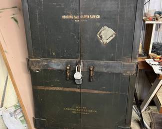 1860's Antique Safe was converted to a Gun Safe/no guns in it