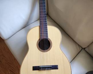 Giannini classical guitar