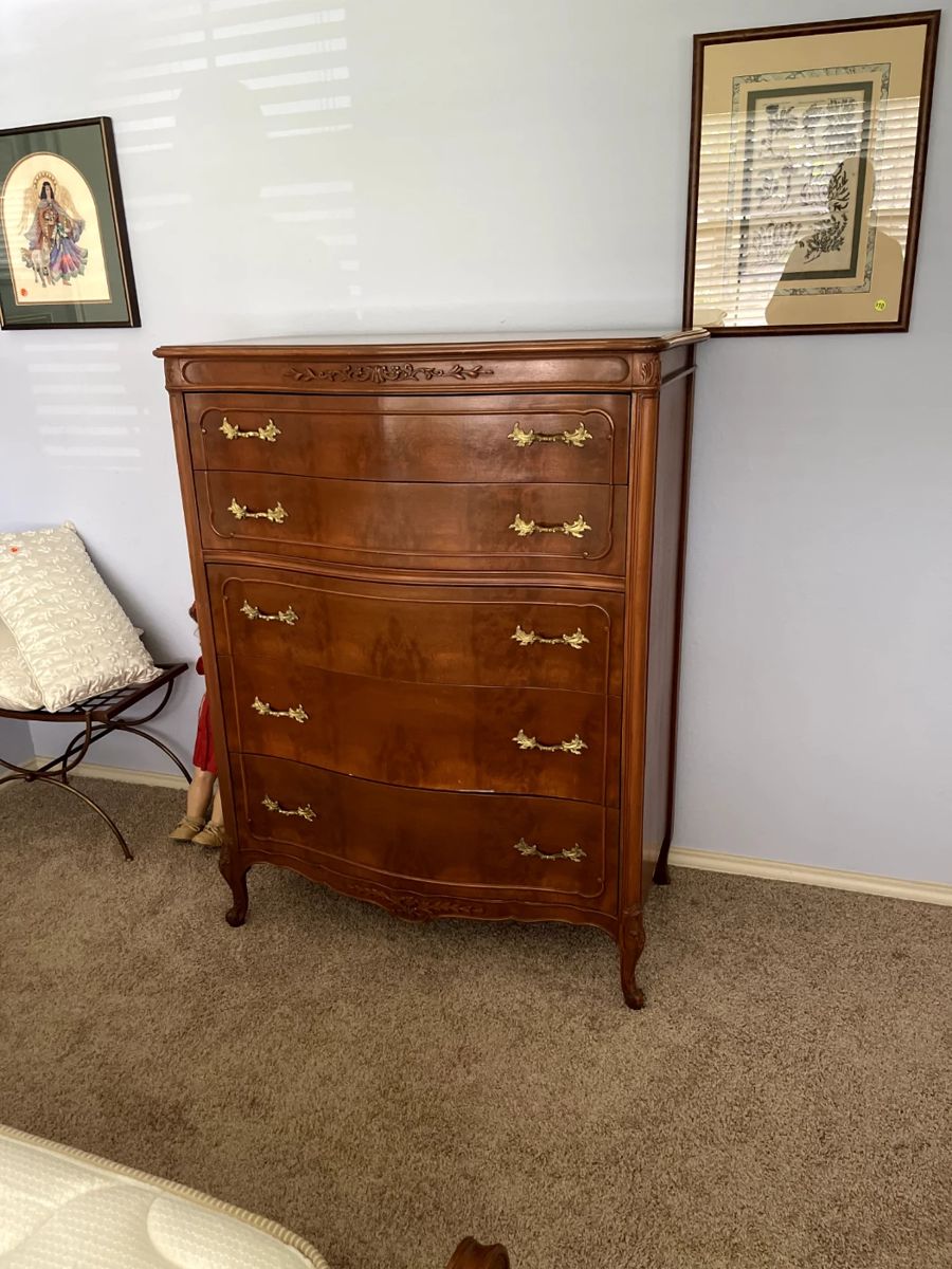 Estate Sale in Olympia Estates in Selma, TX starts on 6/28/2024