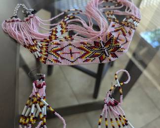 I want to say headband and earrings 